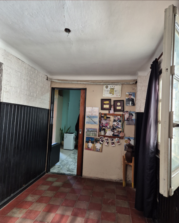 Increible casa en venta en Alberti 2600 2 dorm