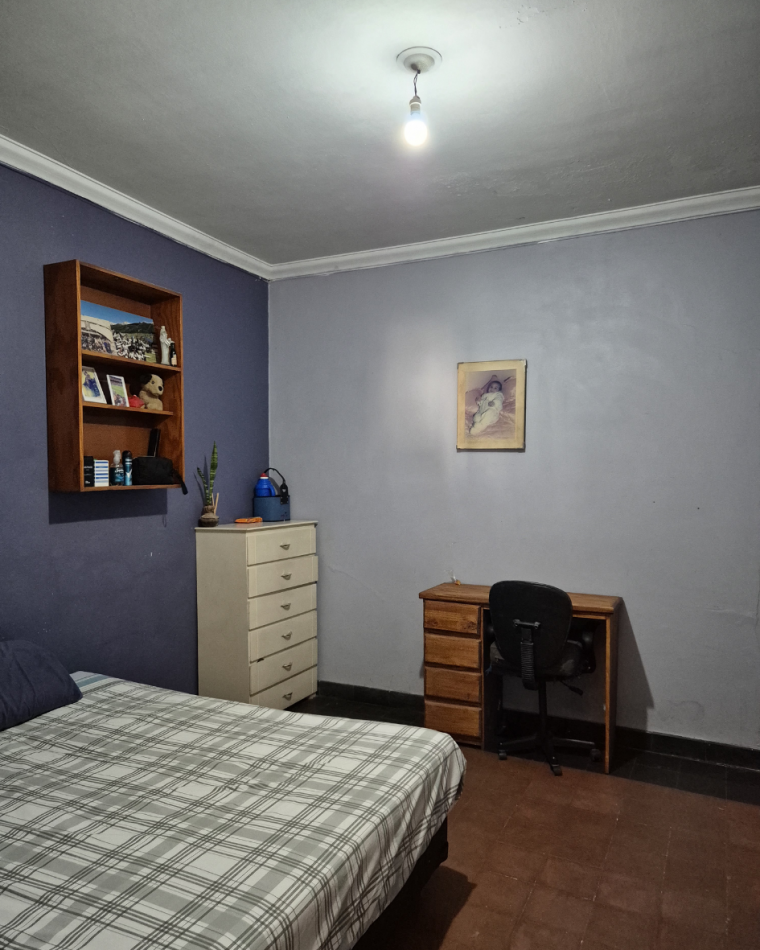 Increible casa en venta en Alberti 2600 2 dorm