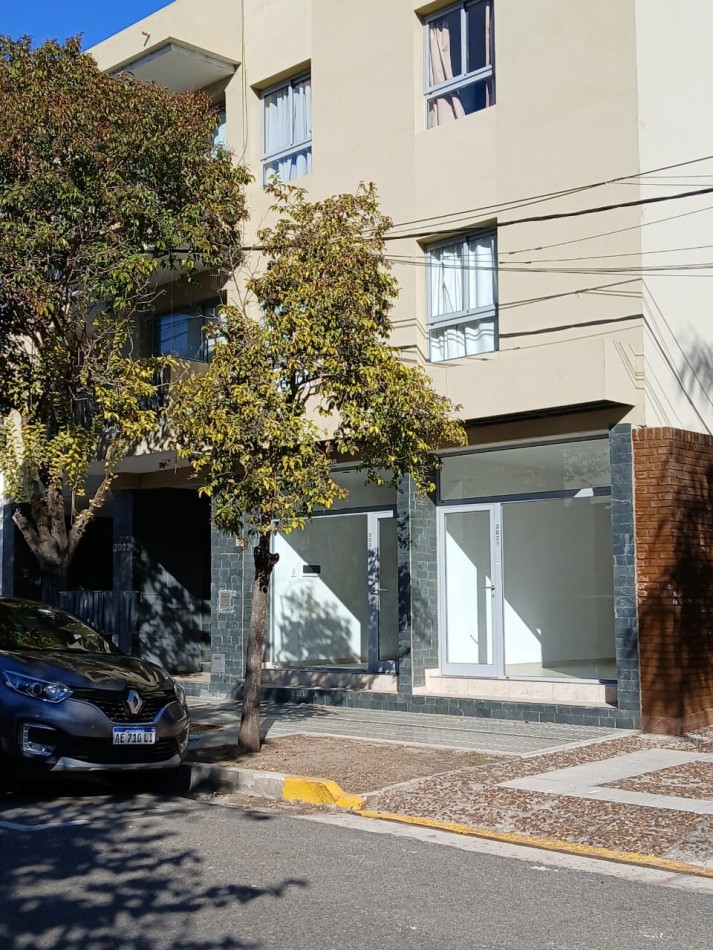 LOCALES COMERCIALES EN ALQUILER | BARRIO CANDIOTI SUR