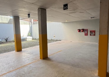 Cocheras en venta en Crespo 3033